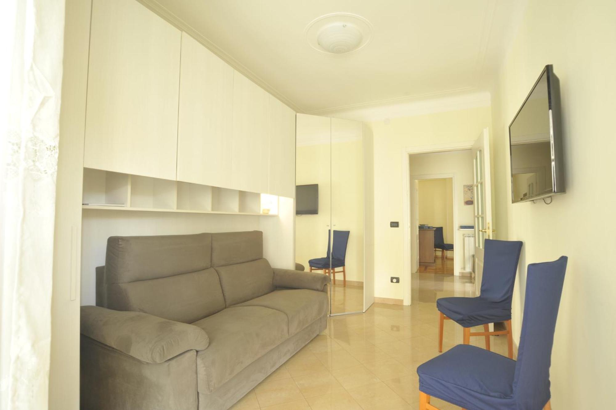 Casa Carina Centro Citta Con Garage Privato Apartment Sanremo Exterior foto